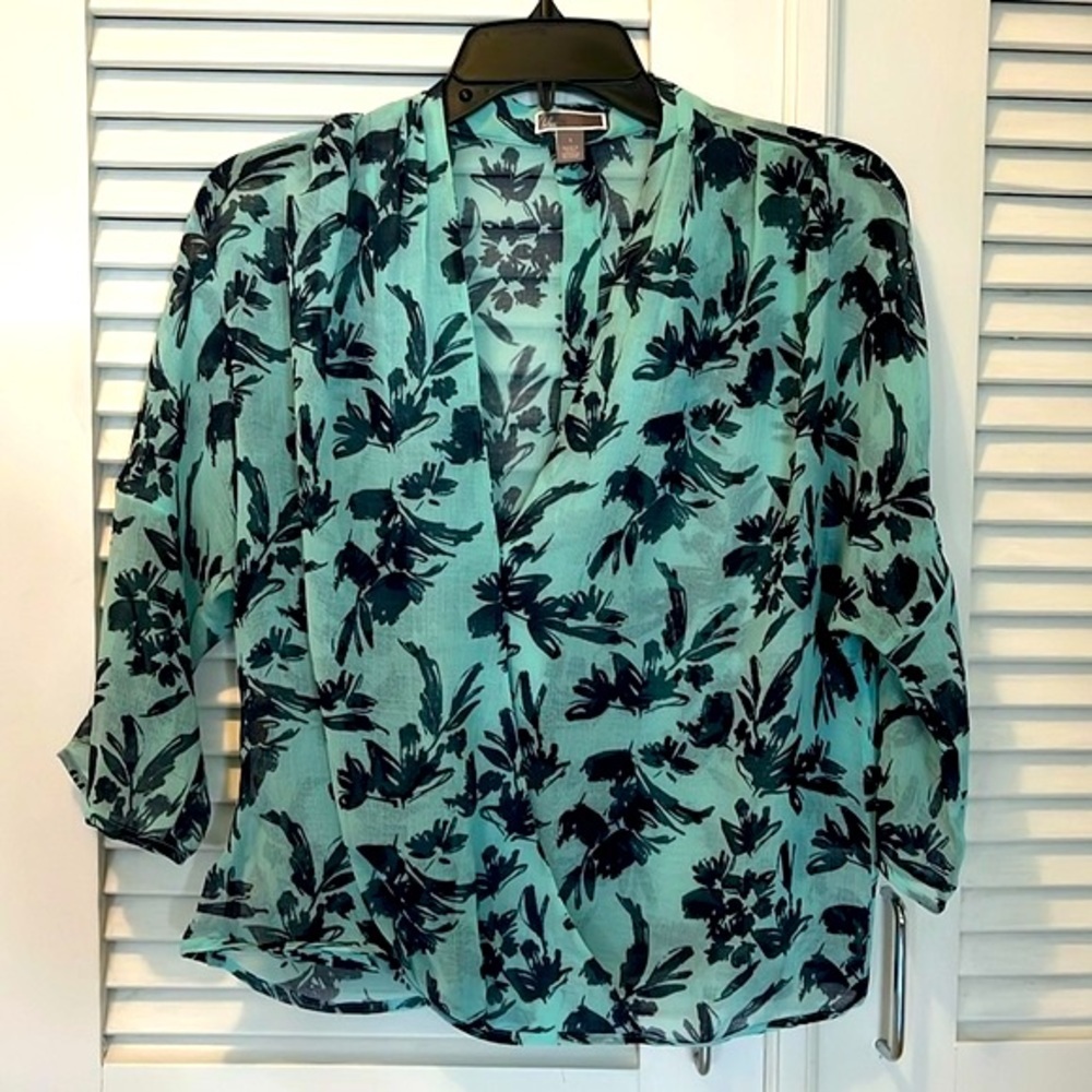 Print 3/4th-Sleeve Sheer Top • Small